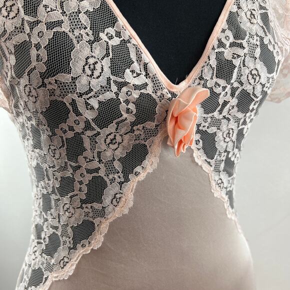 VINTAGE Val Mode Pink Sleep Dress Floral Sheer Lace Deep V-Neck Sz Small NEW - Picture 6 of 11
